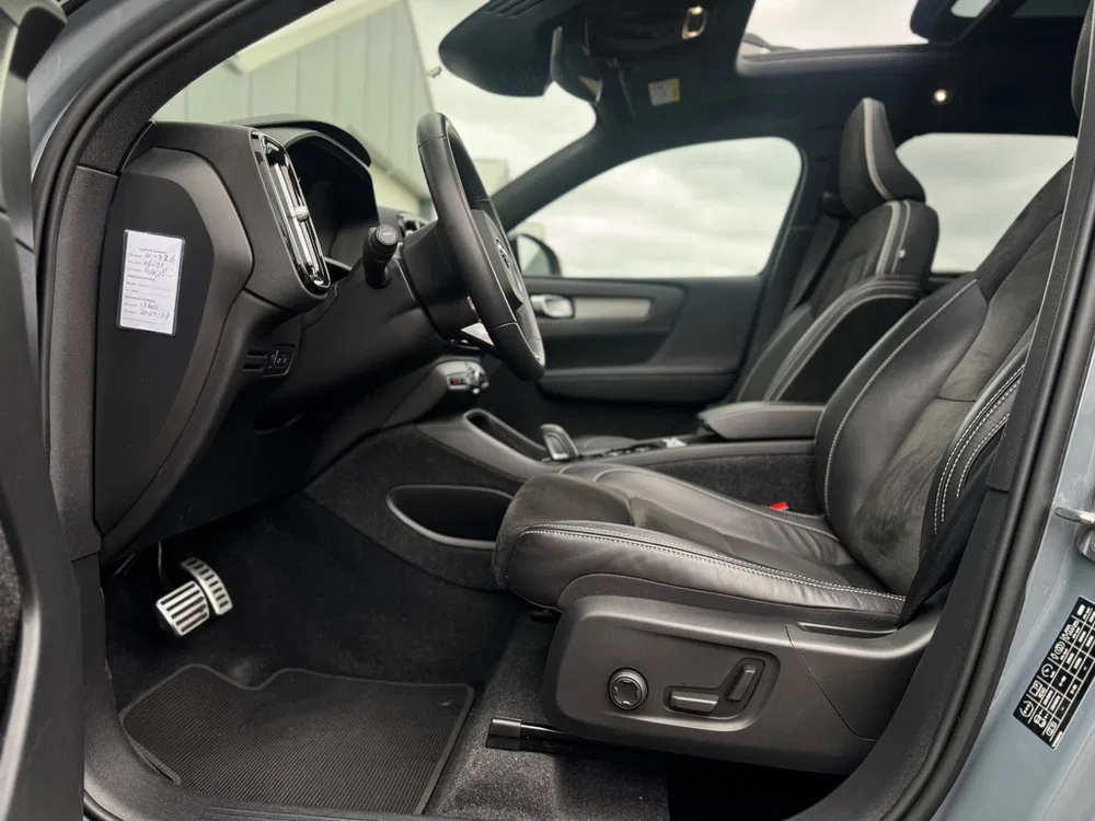 Volvo XC40 1.5 T4 Recharge Inscription Expression Pan uit 2022, foto 9