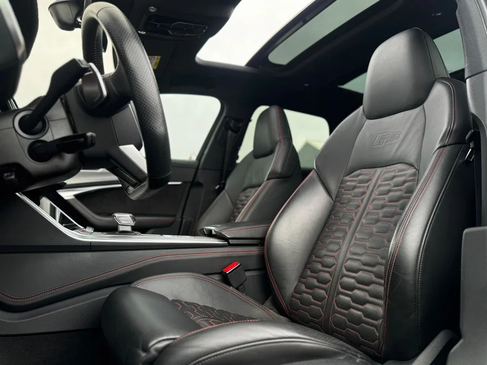 Audi A6 Avant RS 6 TFSI quattro Pano l Akrapovic l uit 2020, foto 10
