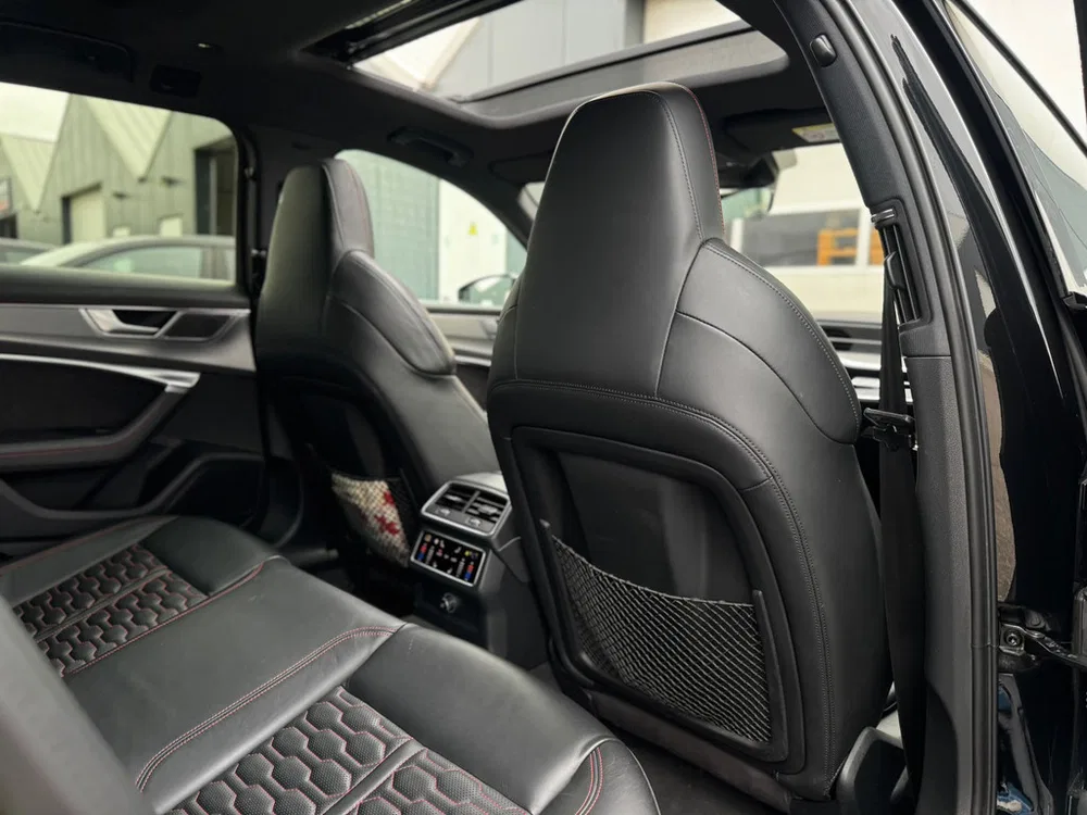 Audi A6 Avant RS 6 TFSI quattro Pano l Akrapovic l uit 2020, foto 11