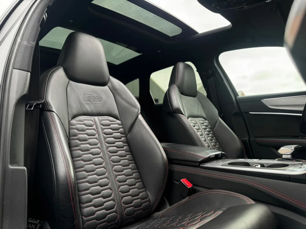 Audi A6 Avant RS 6 TFSI quattro Pano l Akrapovic l uit 2020, foto 13