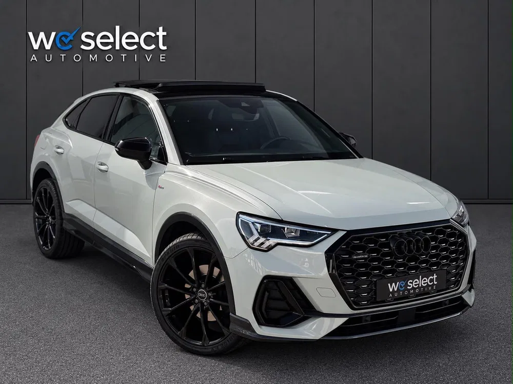 Audi Q3 45 TFSI Quattro Sportback Pano l Side Assi uit 2020