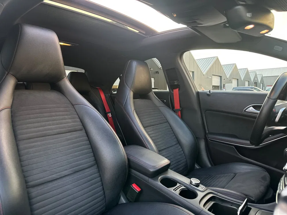 Mercedes-Benz CLA 250 Sport 4MATIC AMG Pano l Camera l Alarm uit 2016, foto 8